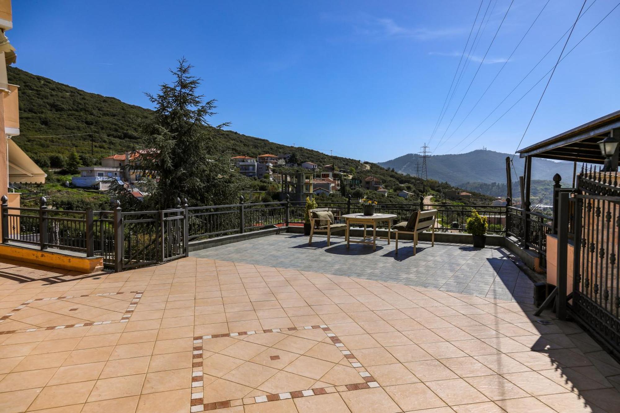 Hill House Apartment Kavala Bagian luar foto