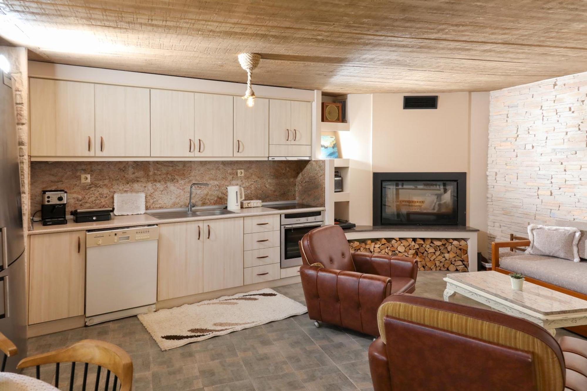 Hill House Apartment Kavala Bagian luar foto