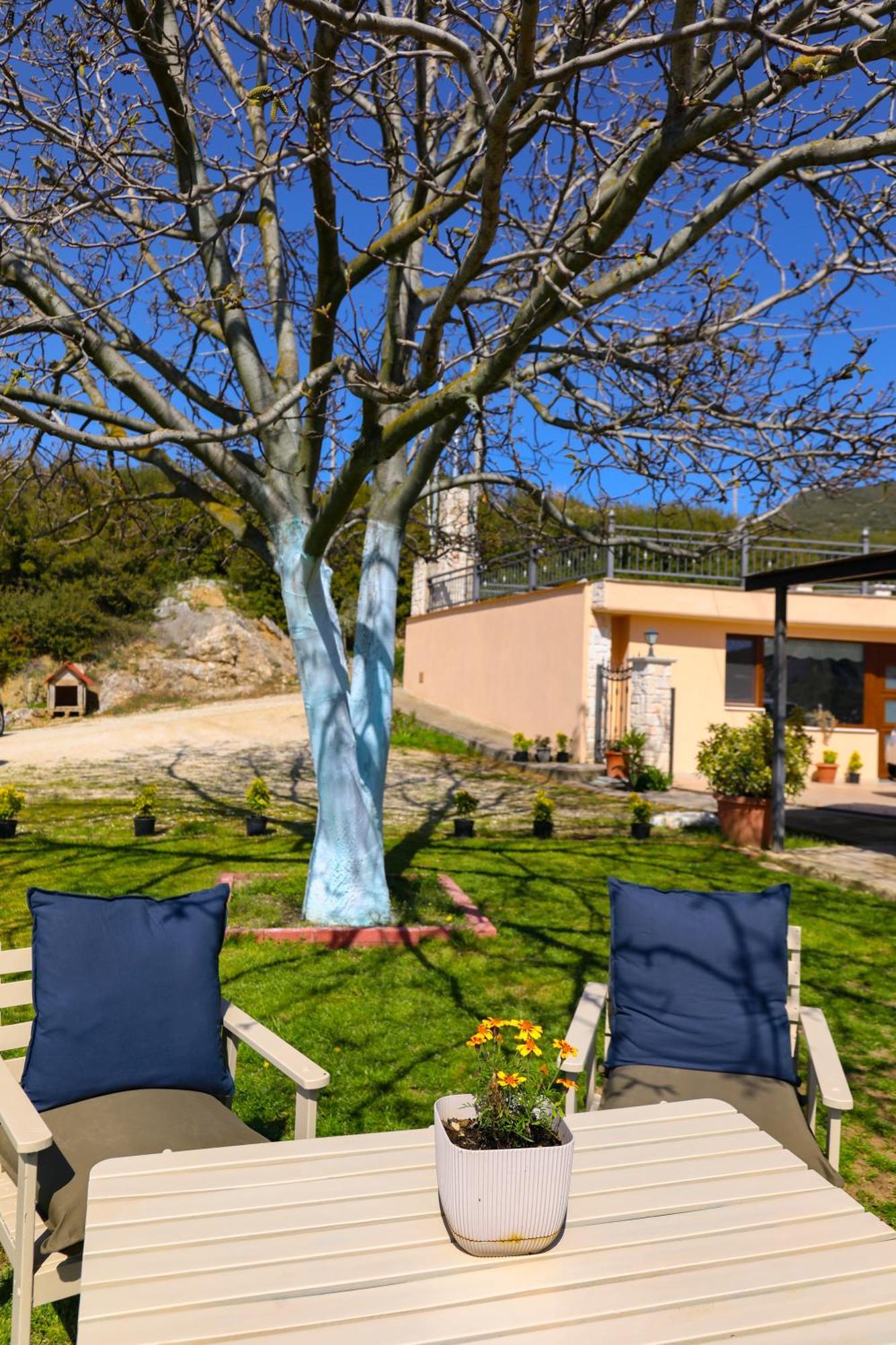 Hill House Apartment Kavala Bagian luar foto