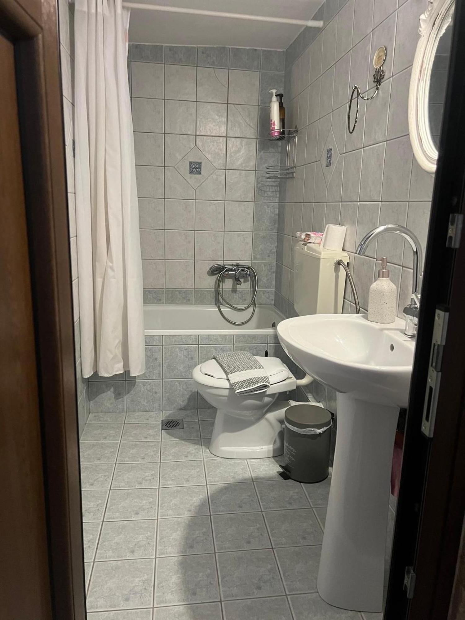 Hill House Apartment Kavala Bagian luar foto